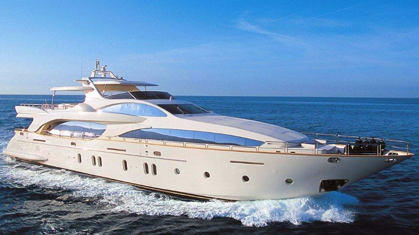 Rent 116 Azimut Flybridge - Miami Yacht Rentals